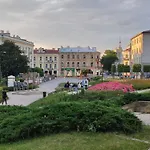Dom Na Wylacznosc Przy Prostej, Z Ogrodkiem I Parkingiem Faktury Vat